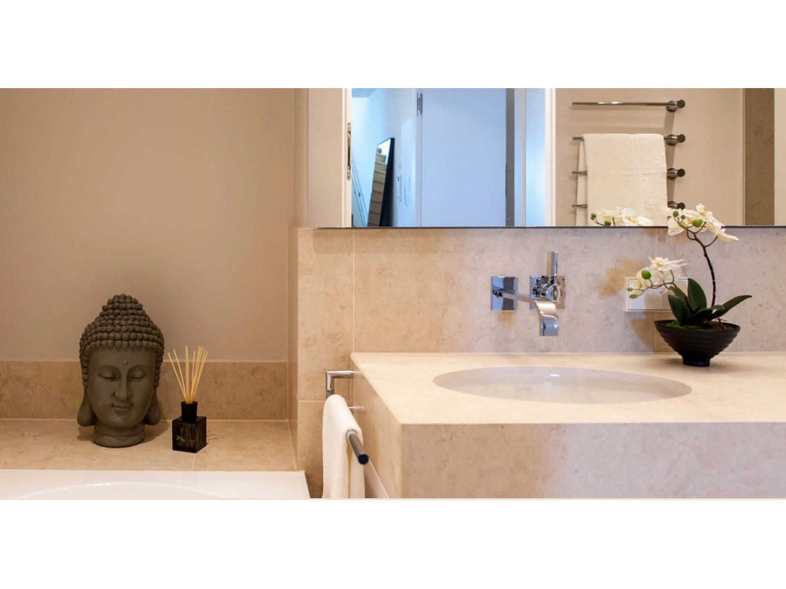 InTown Residence Hyatt